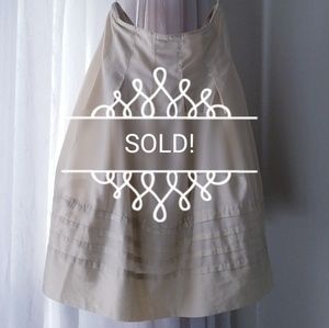 EUC Banana Republic pleated A-line cotton skirt